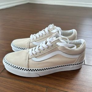 Vans off the wall sneakers